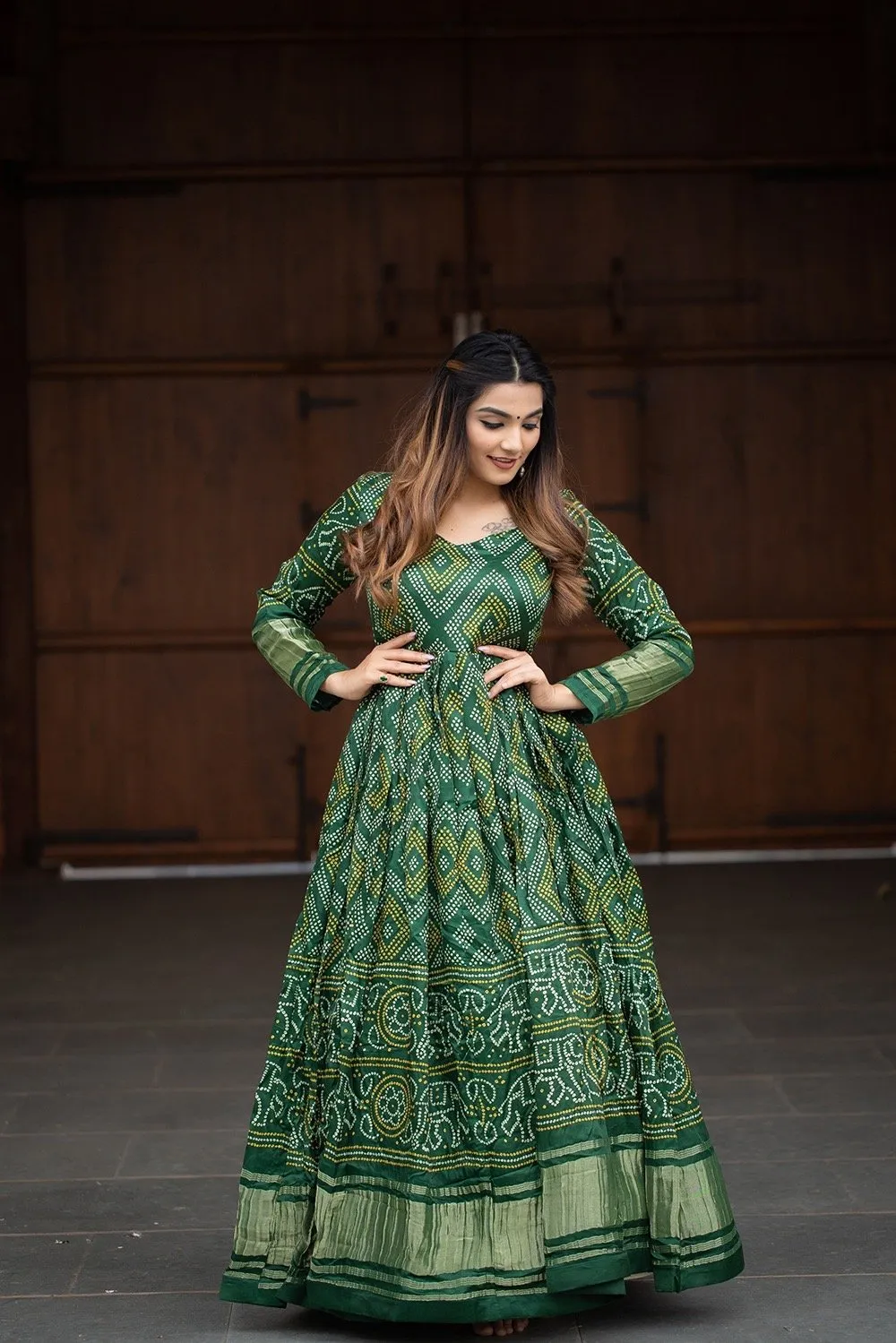 Gown Gaji Silk