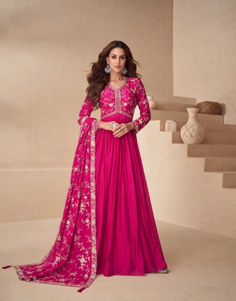 Aaliya Cut Gown + Duppata