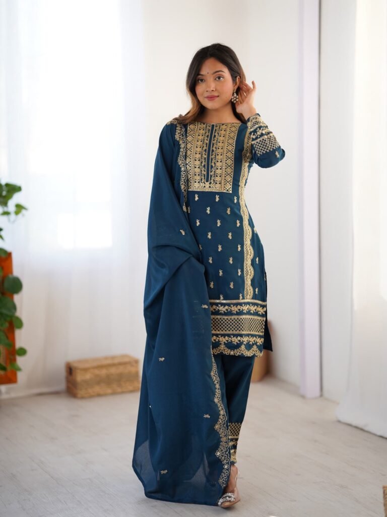Kurti Pant Set Chinon
