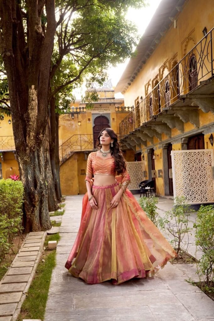 Lahenga Choli Carika Silk