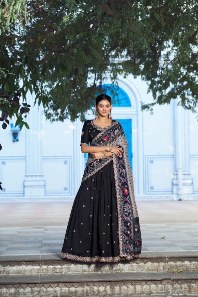 Lahenga Choli Set Vichitra Silk