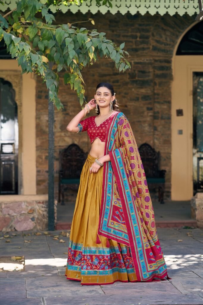 Lahenga Choli Set Tassar Silk