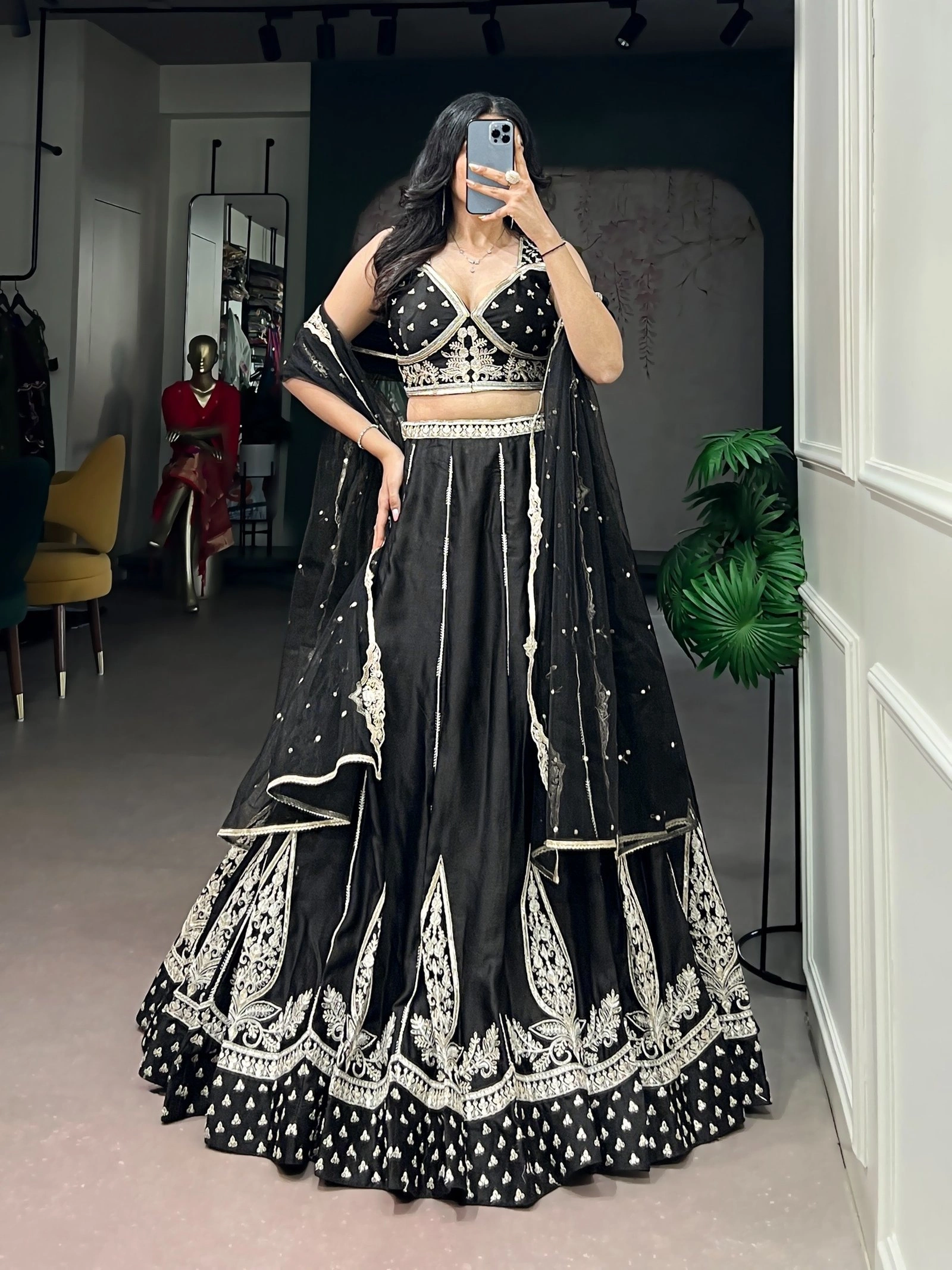Lehenga Choli Set Naysha Silk