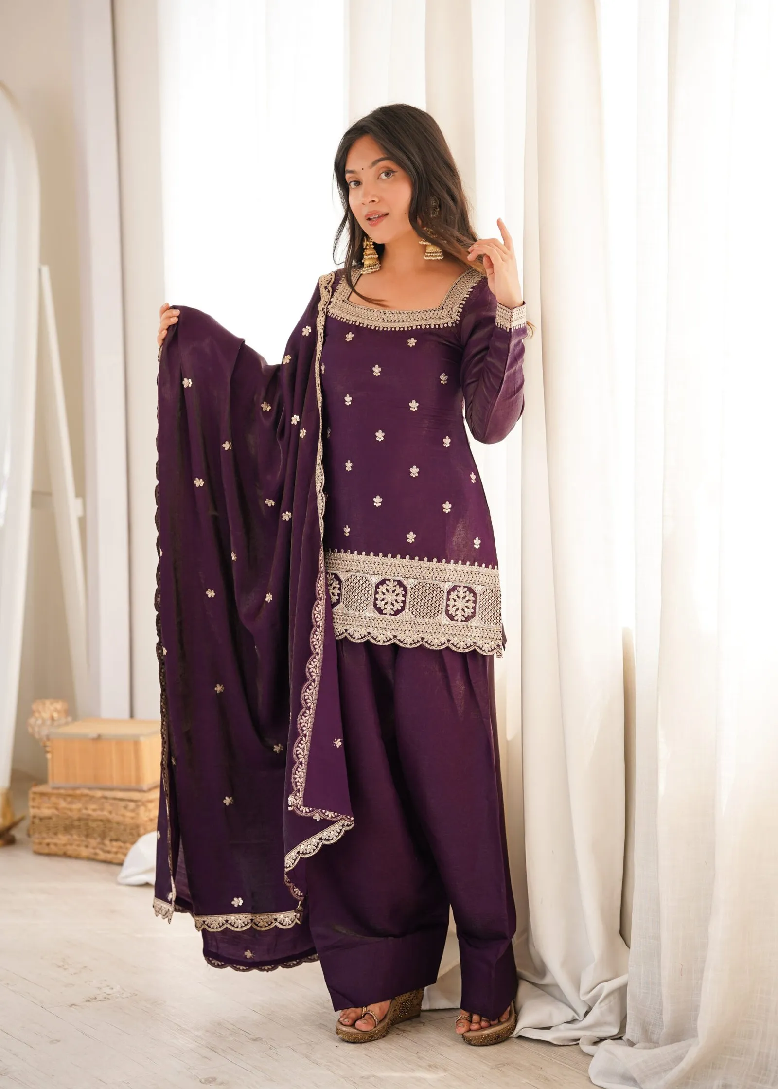 Farshi Salwar Set Glass Roman